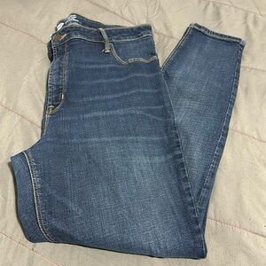 Old Navy Rockstar Super Skinny High Rise Jeans